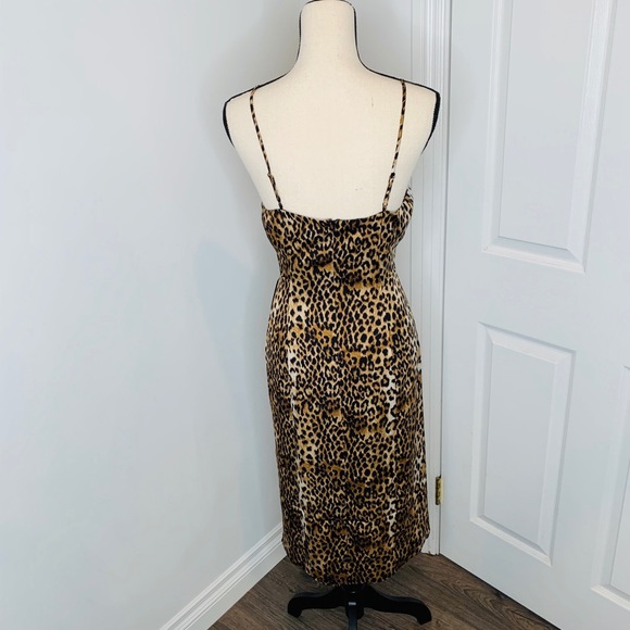Leopard print slip dress with adjustable straps - Picture 2 of 5